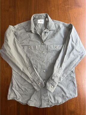 Vintage J.Crew Women's Grey Long Sleeve Button-Up Utility Shirt - Size M